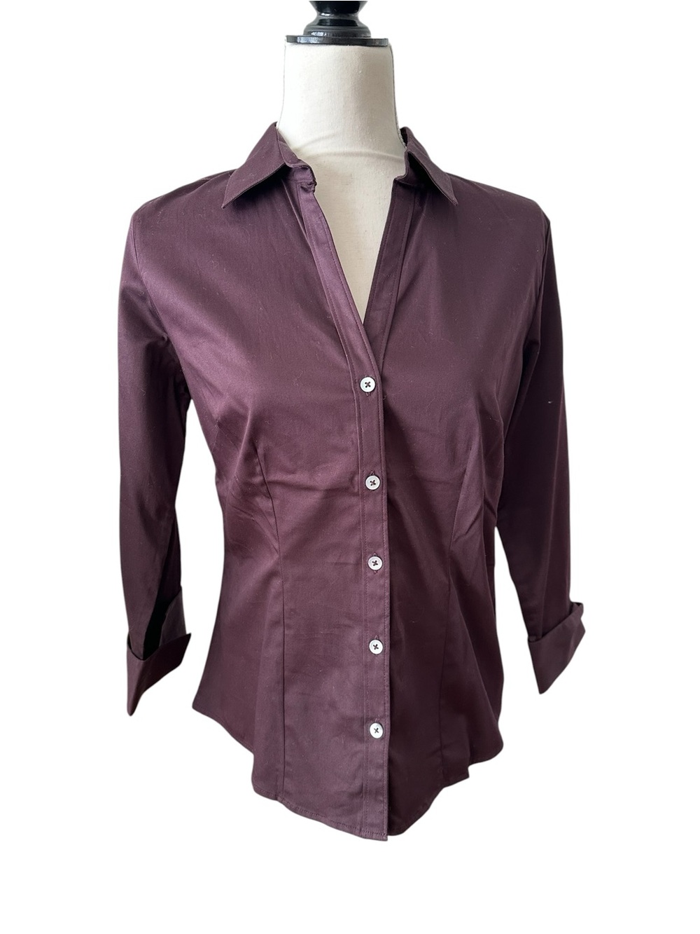Banana Republic Slim Button-Down Shirt in Plum M - Picture 3 of 6